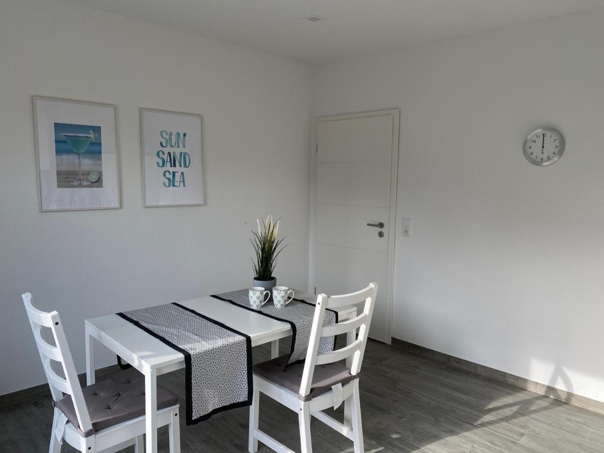 Appartement Haus Pirola Esens Extérieur photo