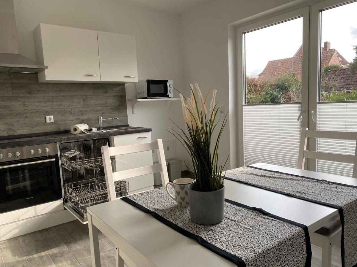 Appartement Haus Pirola Esens Extérieur photo