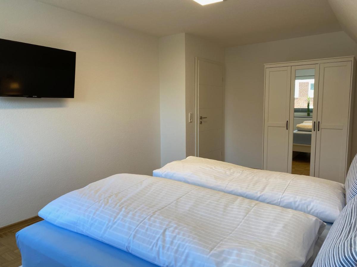 Appartement Haus Pirola Esens Extérieur photo
